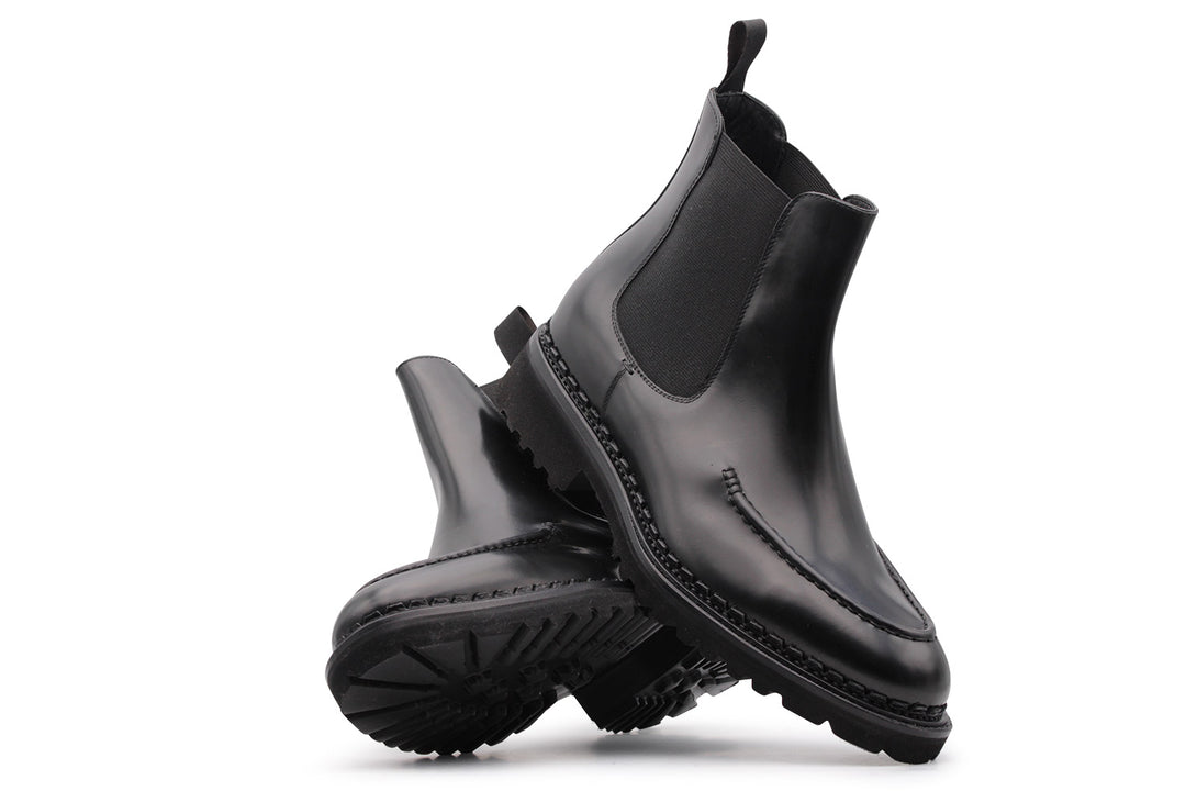 Polacchino in pelle e suola carrarmato