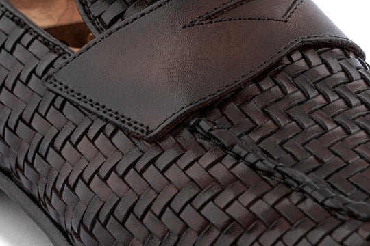 Hand -painted woven leather moccasin