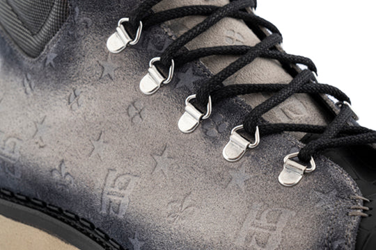 Polacchino in pelle scamosciata effetto coccodrillo