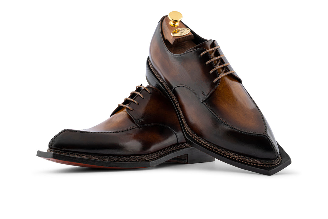 Hand -painted leather derby and Norwegian processing