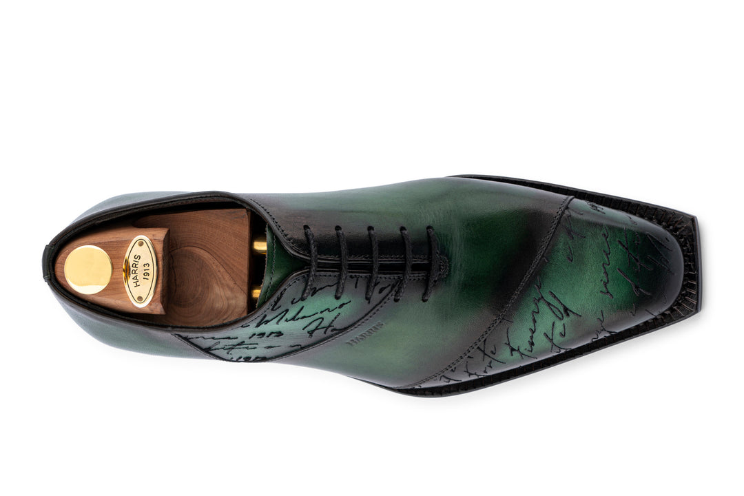 Handgepackte Signaturstrinatur