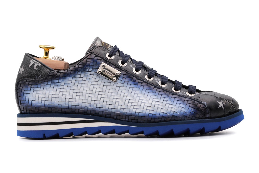 Hand -shaped woven leather sneakers