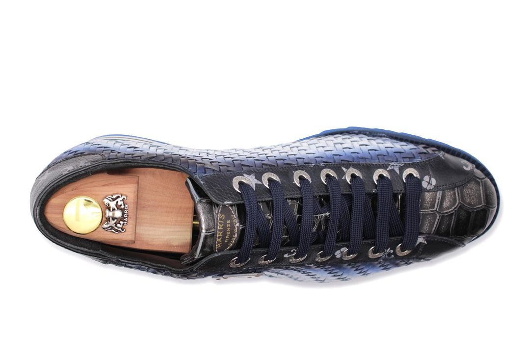 Hand -shaped woven leather sneakers