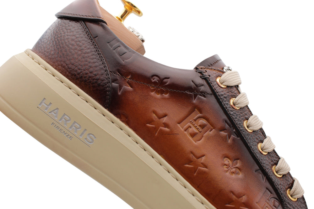 Handgepackte Leder -Turnschuhe