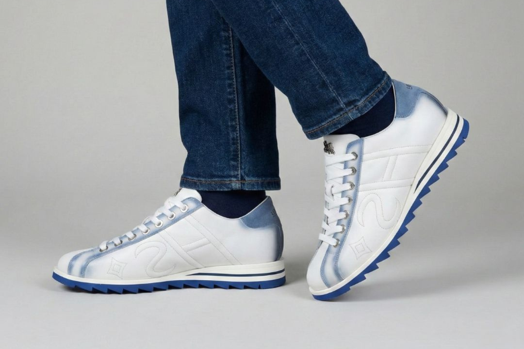 Sneaker in pelle e camoscio sfumato