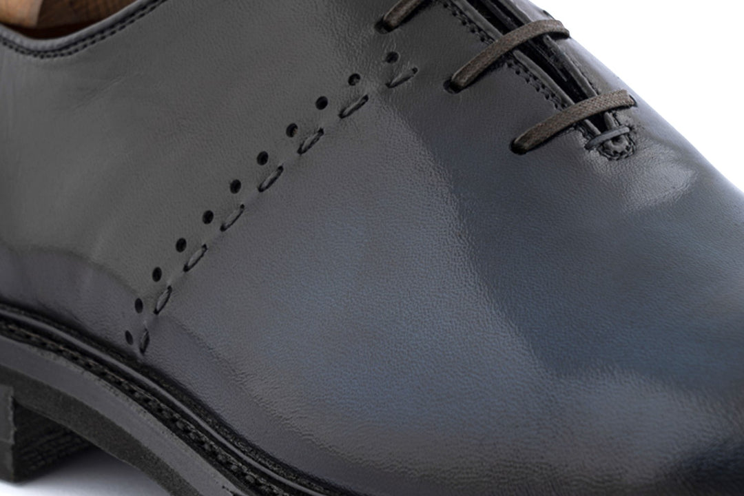 Leather lace-up