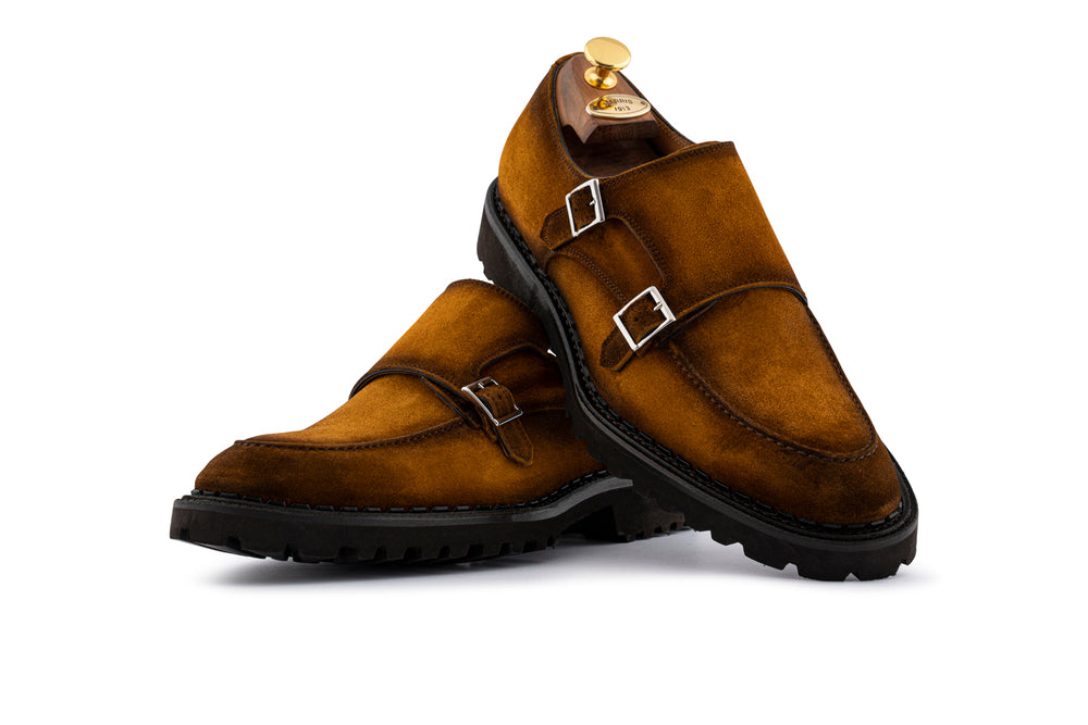 Doppelte Schnalle aus tabakfarbenem Wildleder