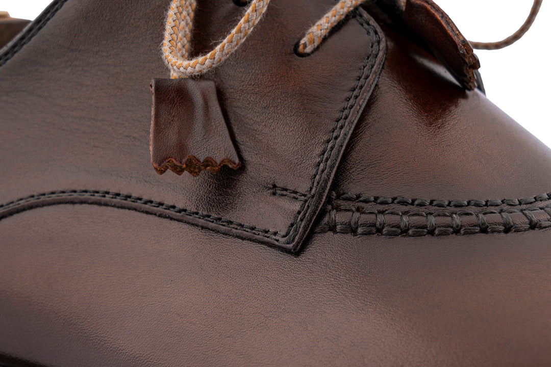 Derby hand painted with Norwegian workmanship