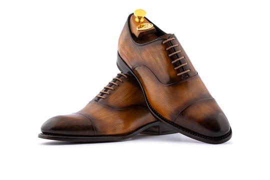 Richelieus en cuir peints à la main