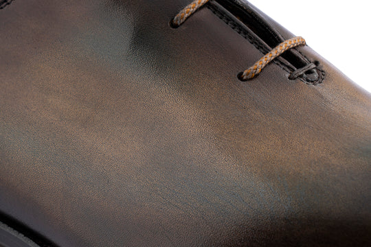 Richelieus peints à la main avec coutures à la main