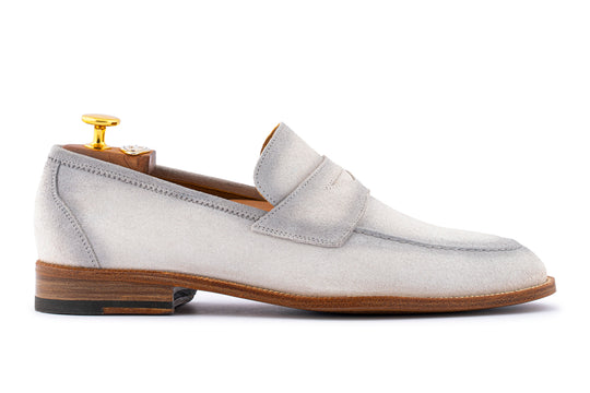 Mocassino in suede anticato a mano