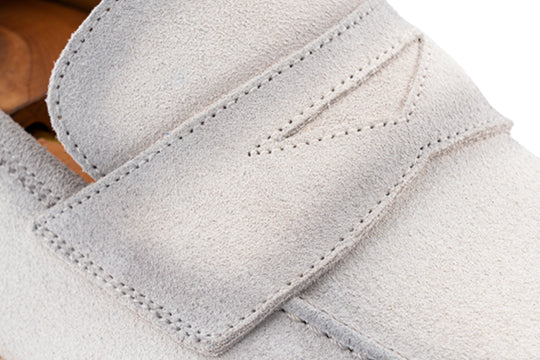 Mocassino in suede anticato a mano