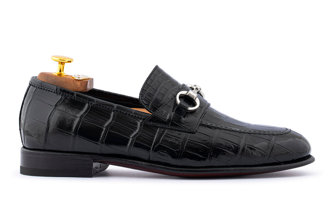 Alligator moccasin with metal loop
