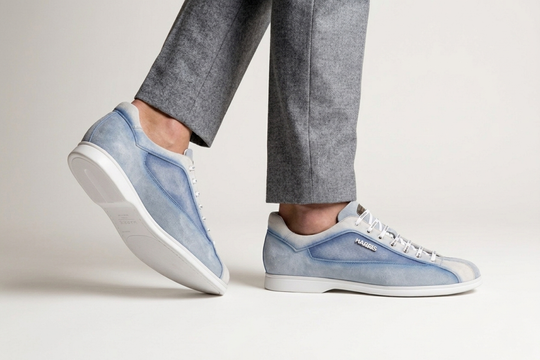 Ultraleichte Wildleder-Sneaker