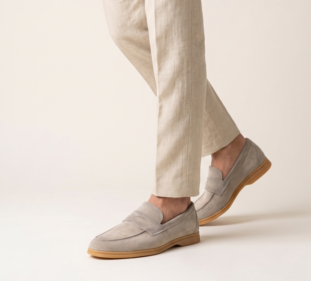 Mocassino in suede e suola in gomma