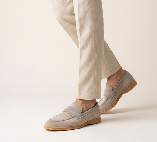 Mocassino in suede e suola in gomma