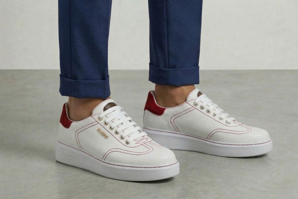 Zapatillas cómodas con detalles de ante.