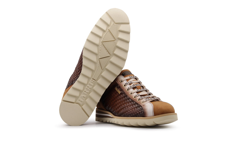 Sneakers in pelle intrecciata sfumata a mano