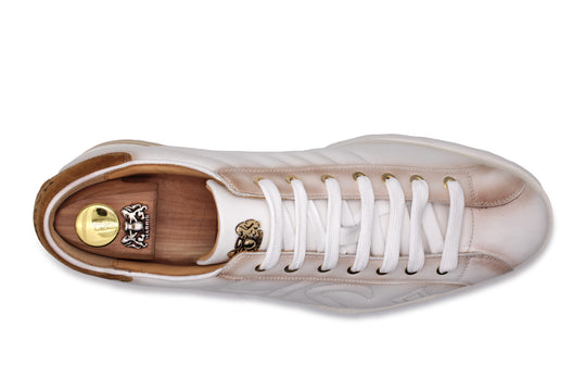 Sneakers in pelle con dettagli sfumati