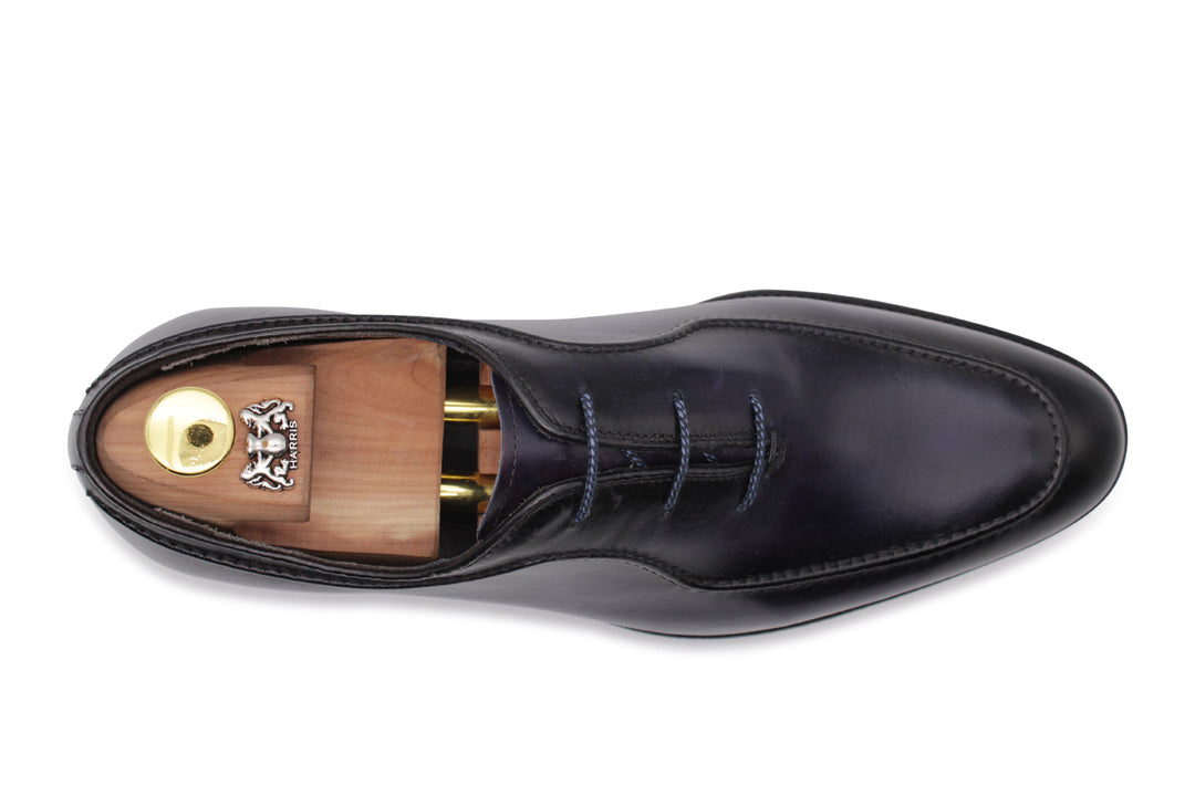 Hand-painted brogues