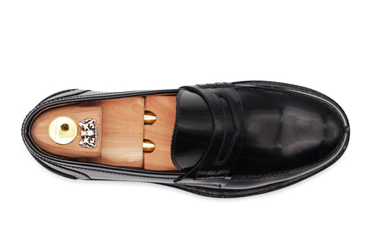 Brushed leather moccasin