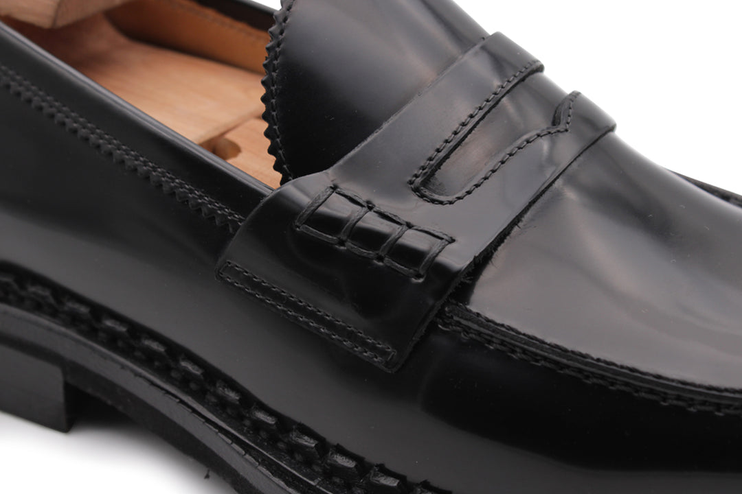 Brushed leather moccasin