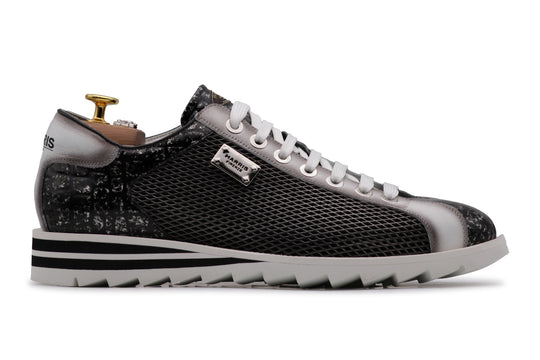 Crocodile effect and perforated sneakers