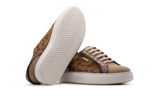 Wildleder-Sneakers und Writer-Details