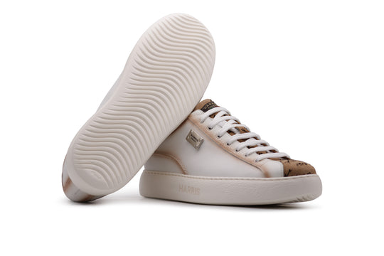 Leder-Sneakers und Writer-Details