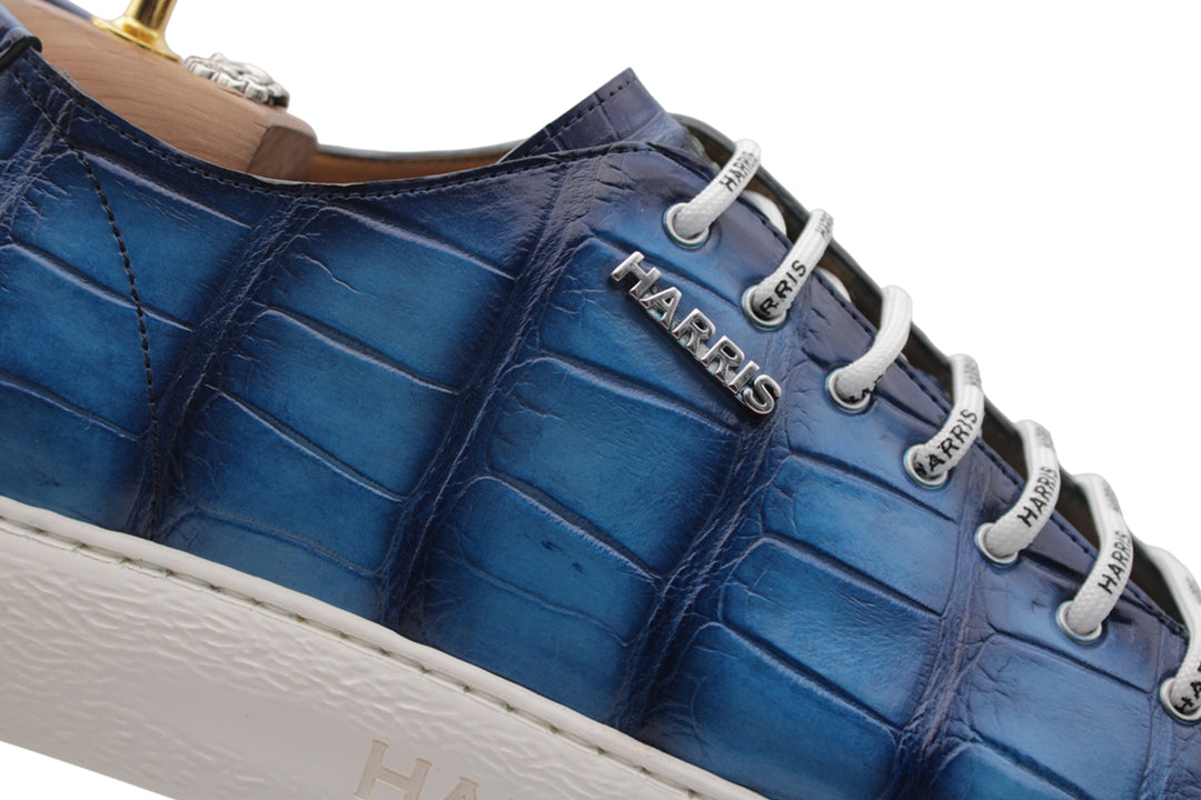 Sneakers in coccodrillo dipinte a mano