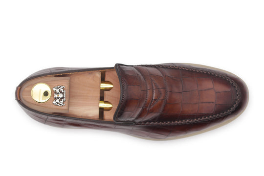 Crocodile effect moccasin