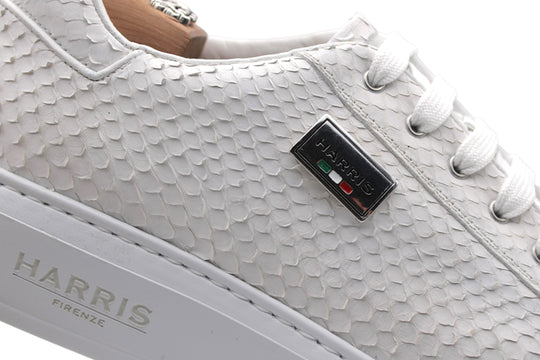 Sneakers in pitone